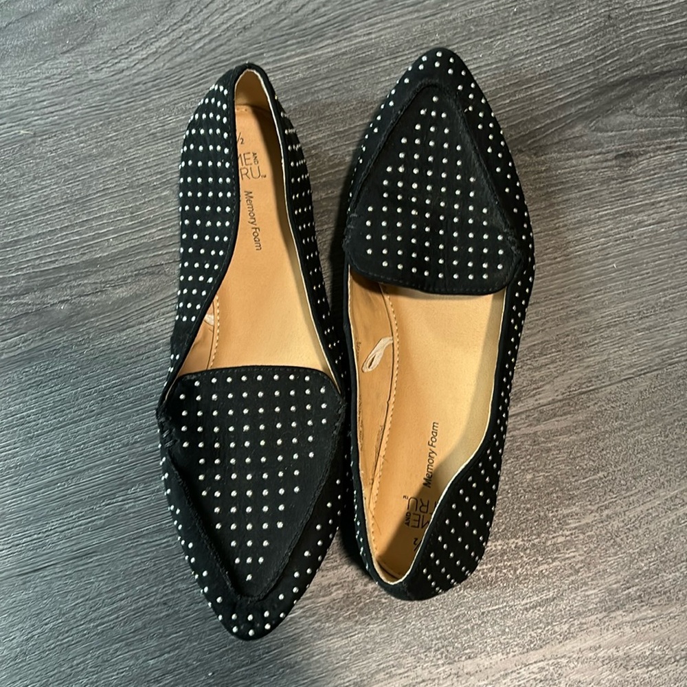 Pointy toe dress shoes 8-1/2